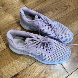 Nike Women's Light Pink Lunarlon Shoes